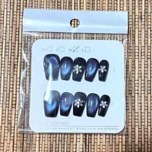 Blue and Black cat eye Press-On Nails